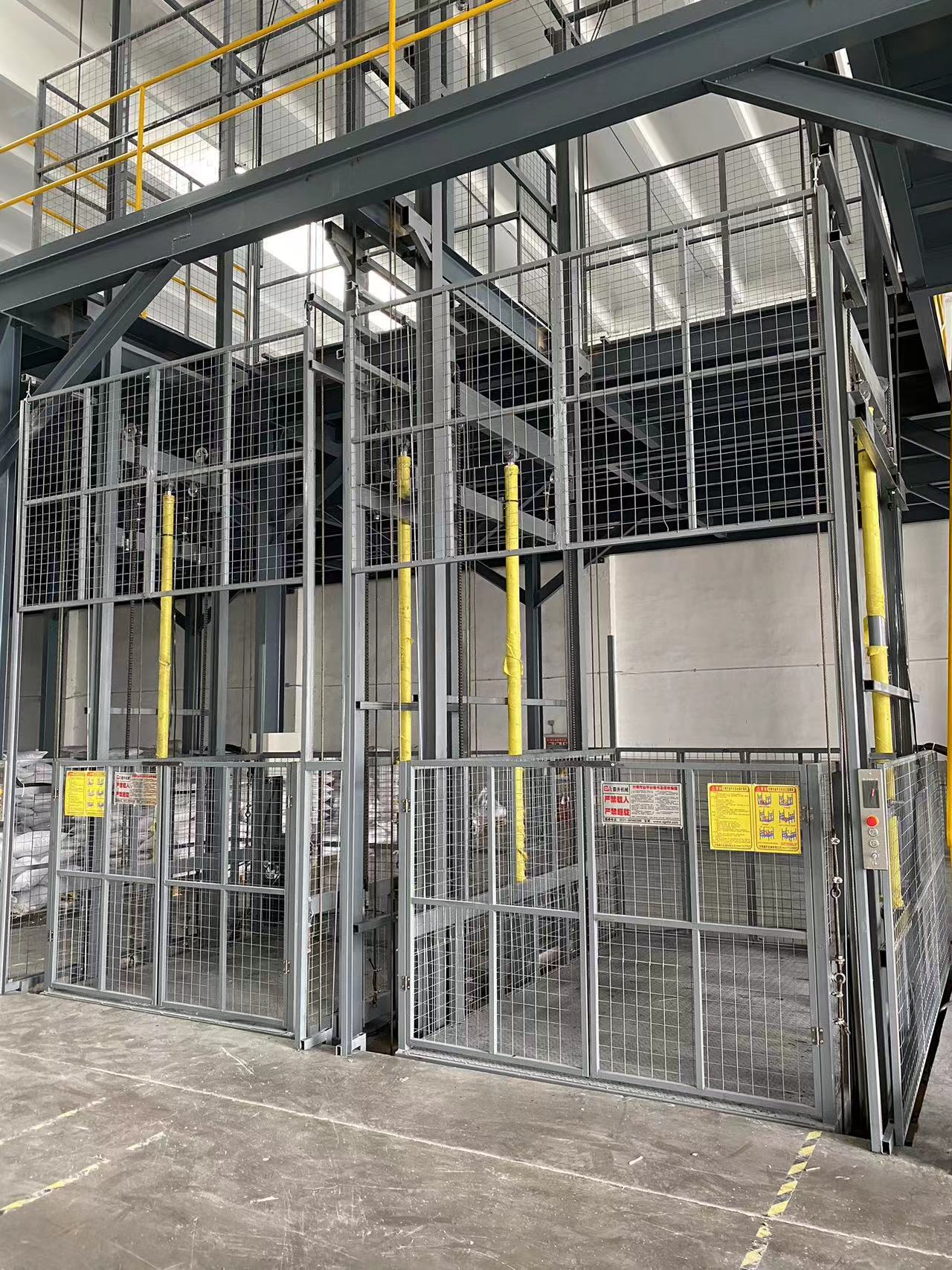 導軌式升降貨梯